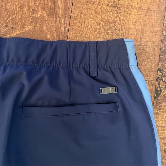 Under Armour activewear skirt w/ built in shorts navy blue Sz 8 - Picture 6 of 8